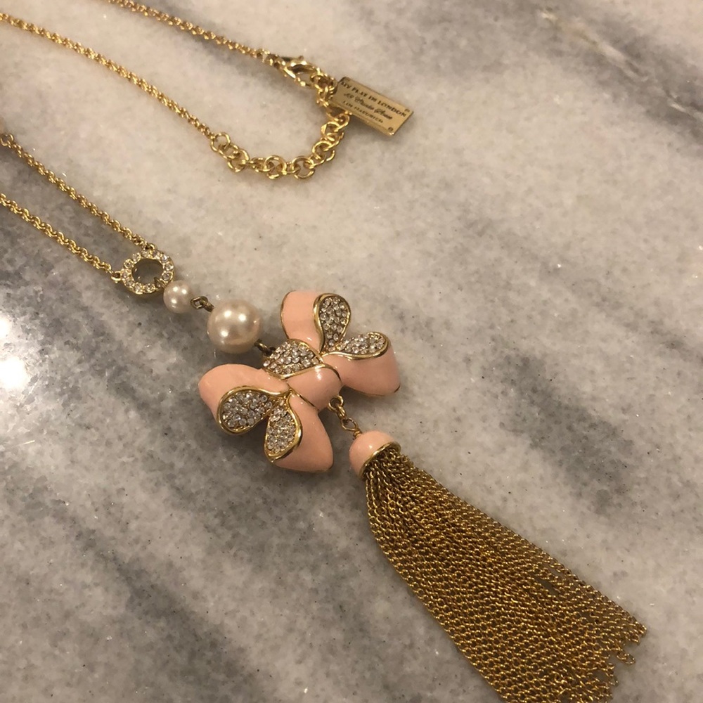 MFIL Like-new Condition Necklace